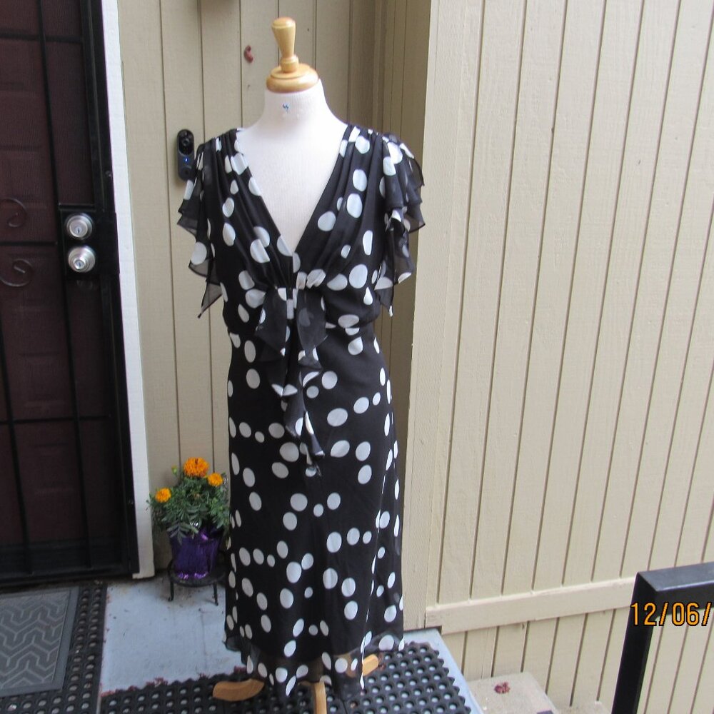 #686  NEW WOMAN'S POLKA DOT CHIFFON DRESS BY DRESS BARN  (SIZE 16W)